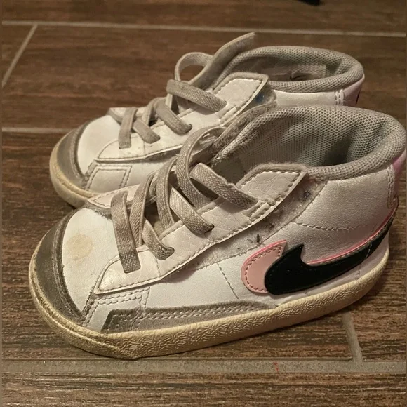 Nike Blazer size 7C - Picture 1 of 4